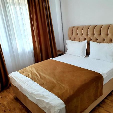 Laura Apartments Sinaia Extérieur photo